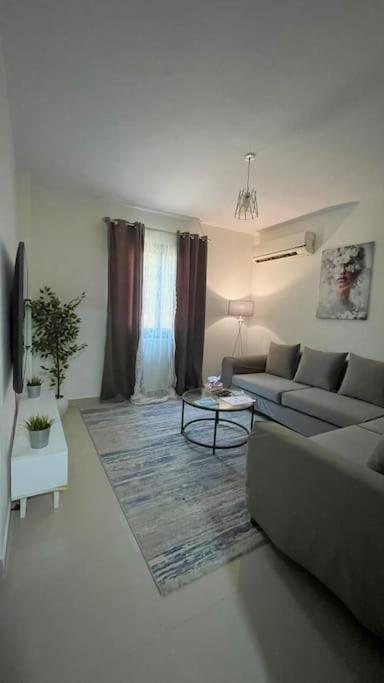 Lovely Apartment with private Garden in New Cairo