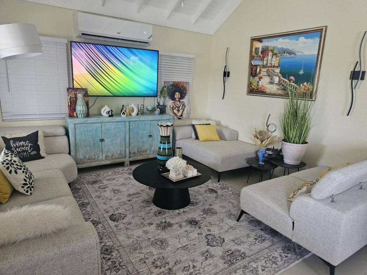 Choose To Be Happy at The Crest Richmond Estates Villa #984 3-BR w Pool view 5