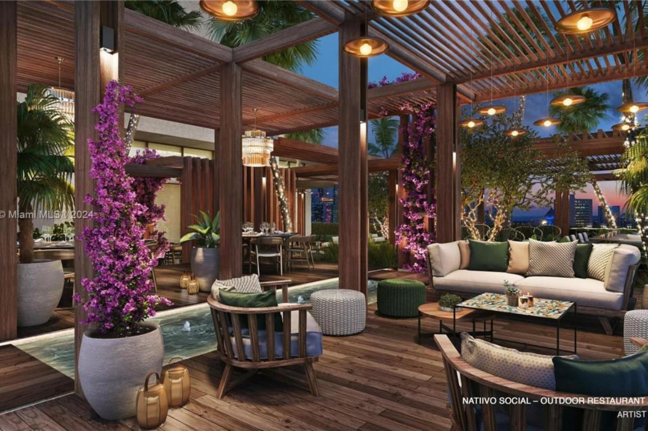 2 bedroom Condo at Gale Downtown Pool Gym SPA