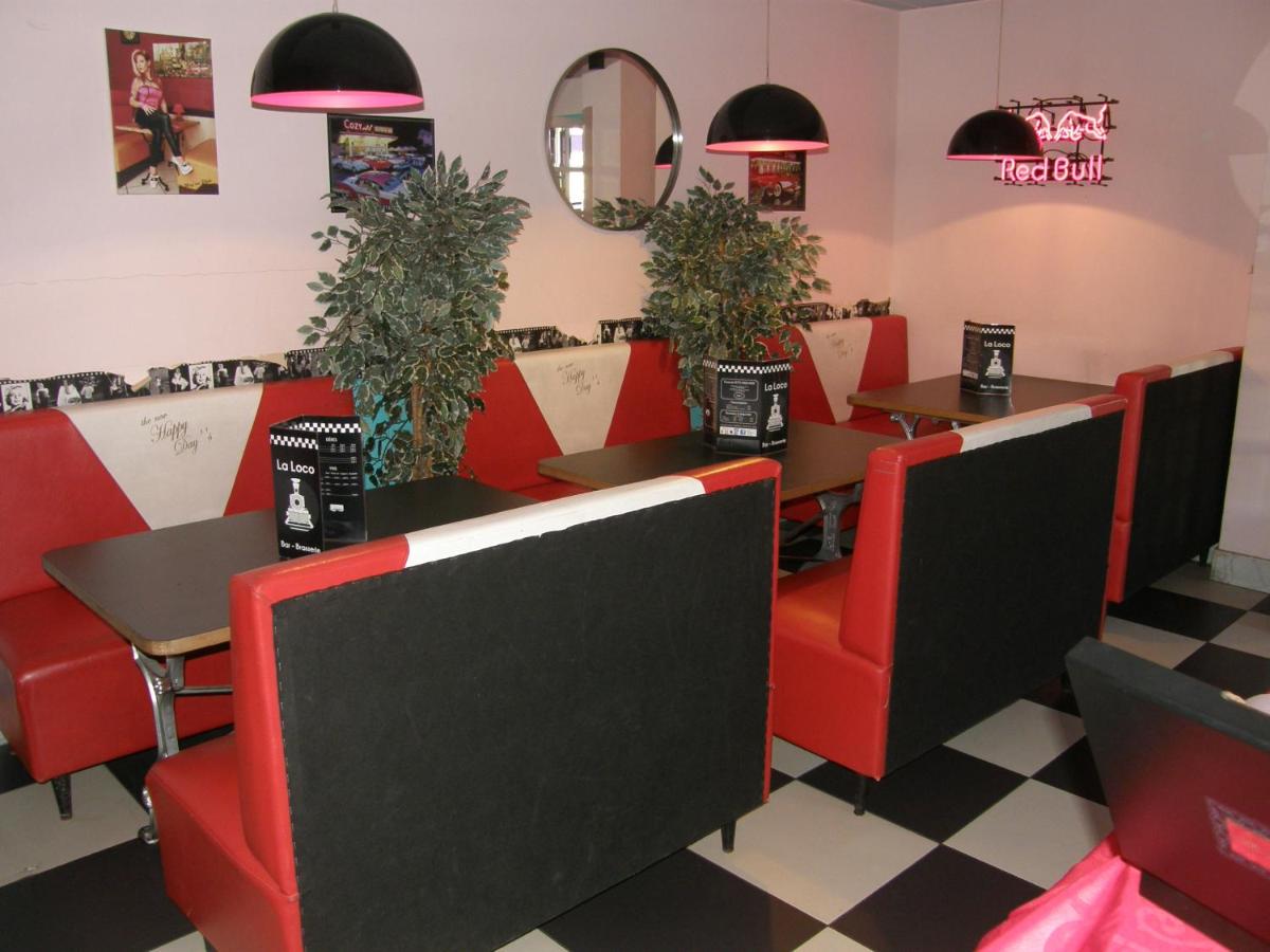 restaurant
