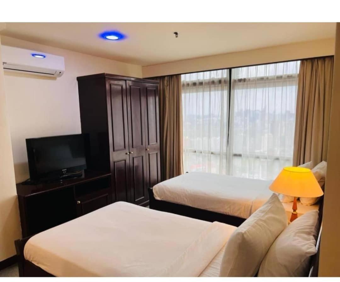 Global tourism services suite at times square