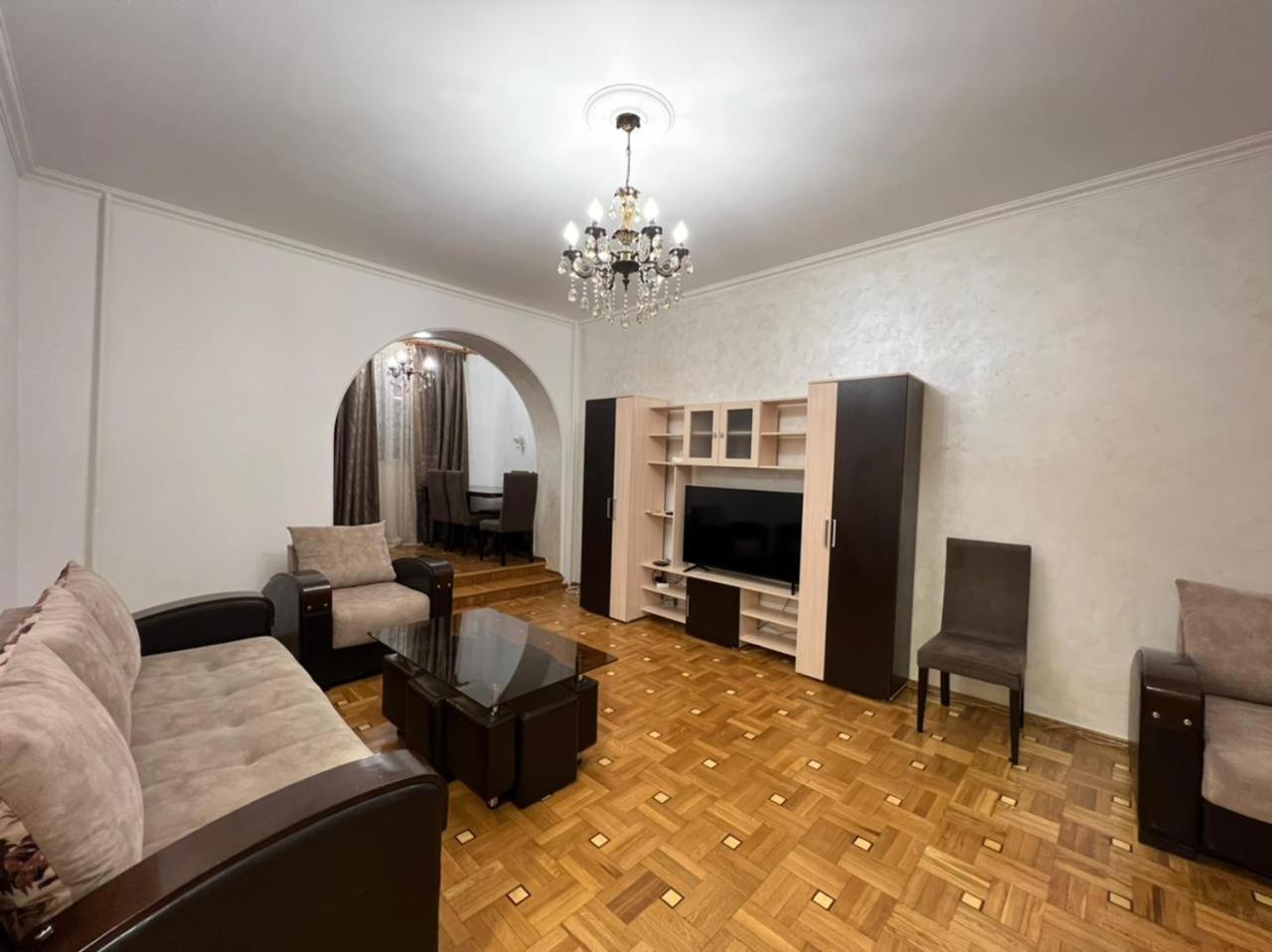 Large and Beautiful Apartment in the Middle of City Center, By Opera , Cascade and Northern Avenue
