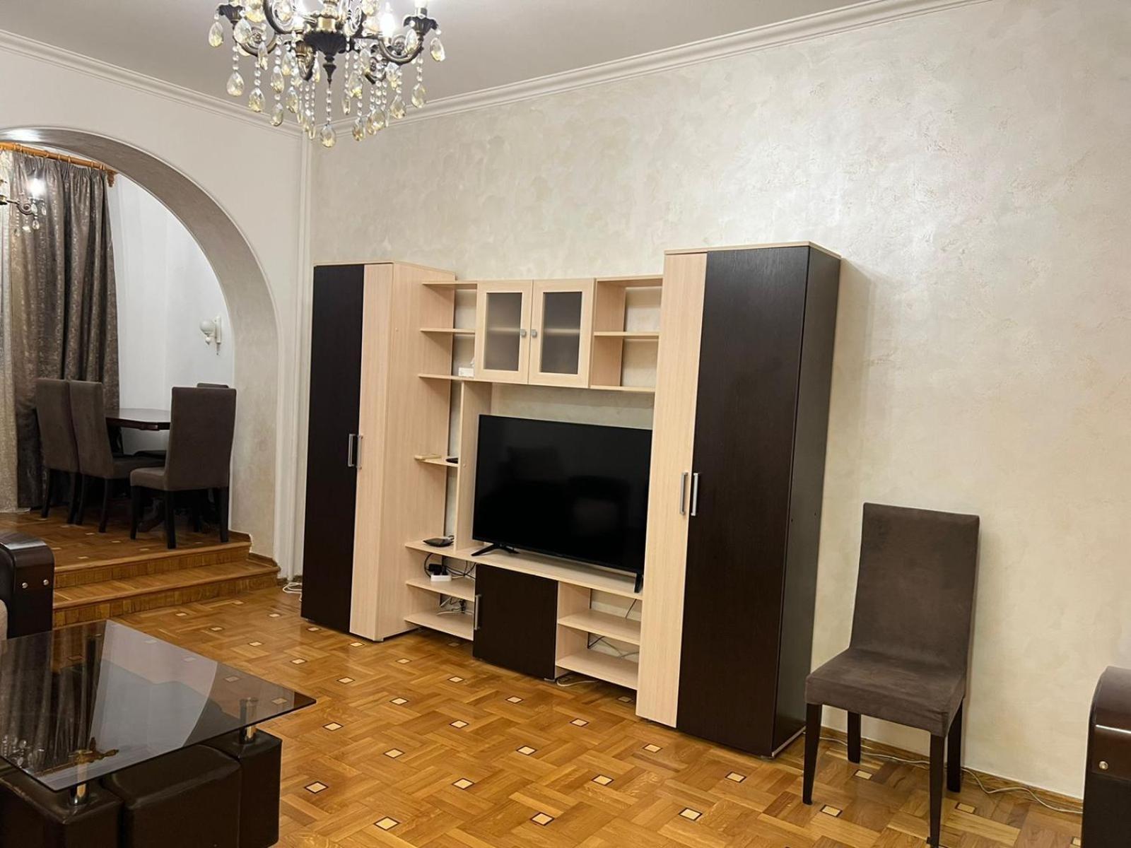 Large and Beautiful Apartment in the Middle of City Center, By Opera , Cascade and Northern Avenue