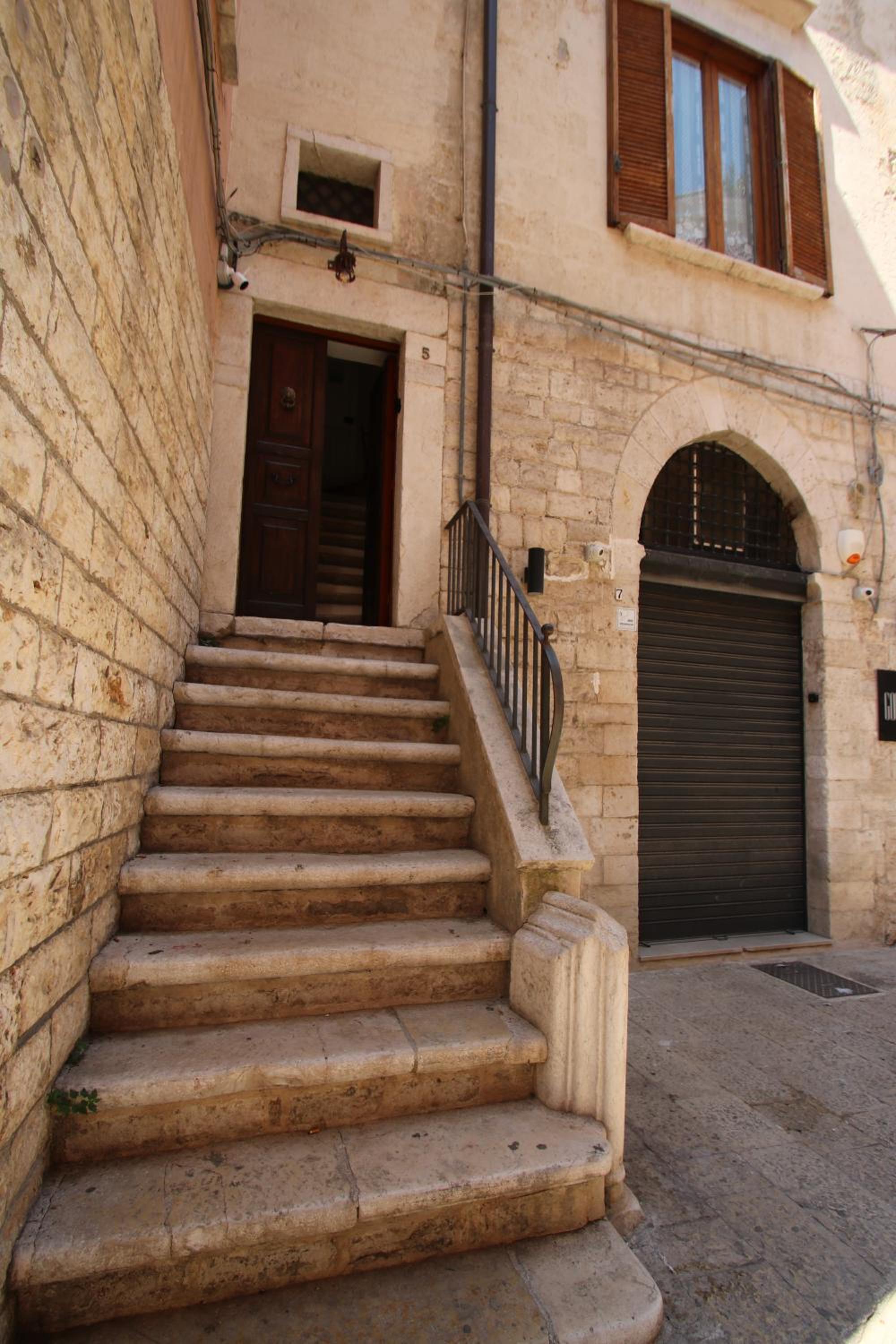 Casa di Orazio view 2