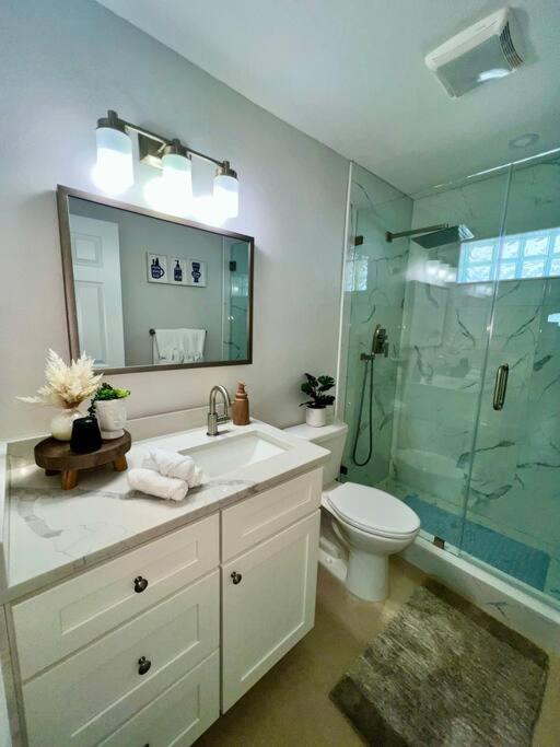 Townhome Oasis Jacuzzi and Pet Friendly view 4