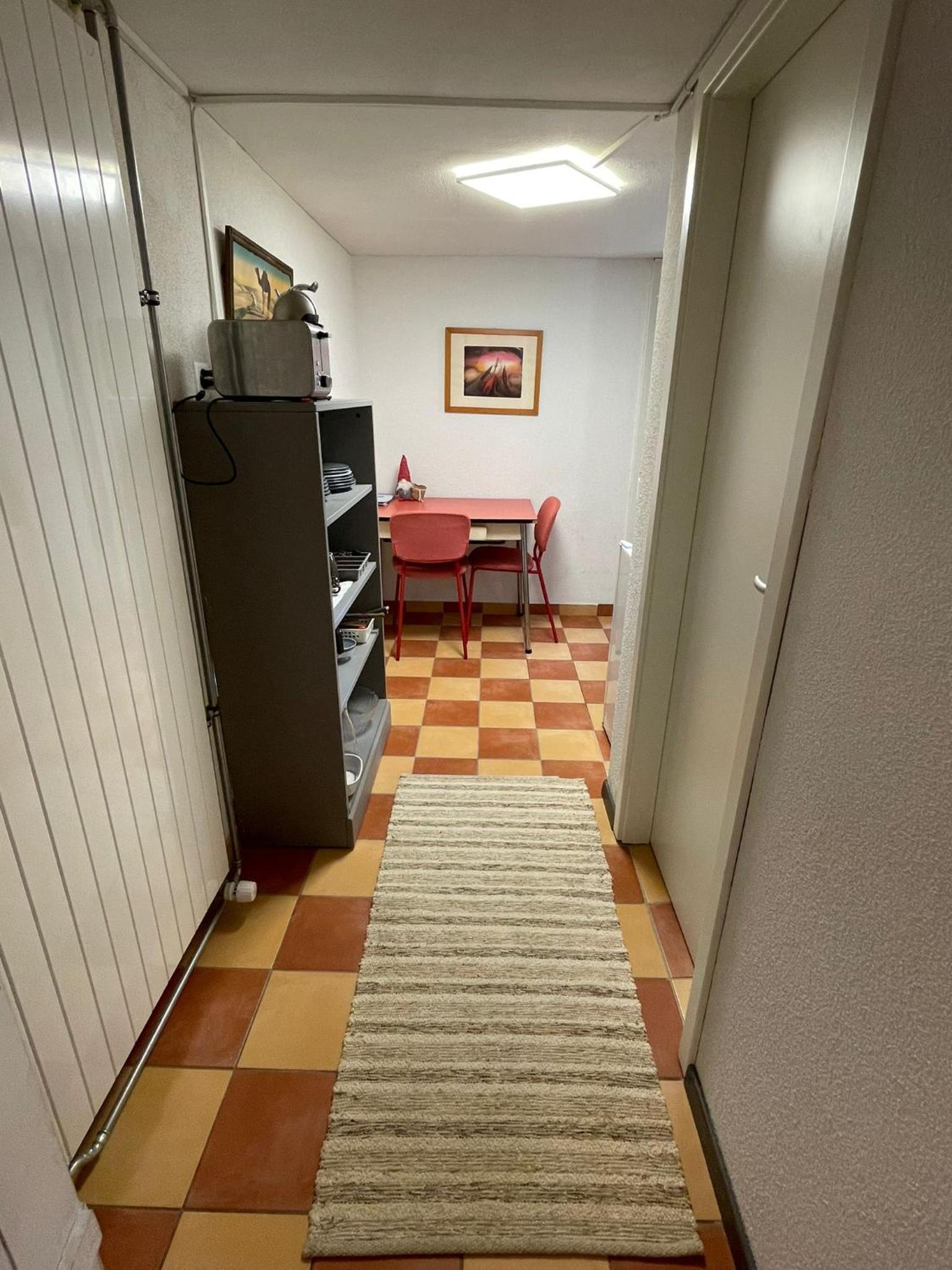Appartement 1 pièce entresol 30 m2 proche du centre et bain thermal