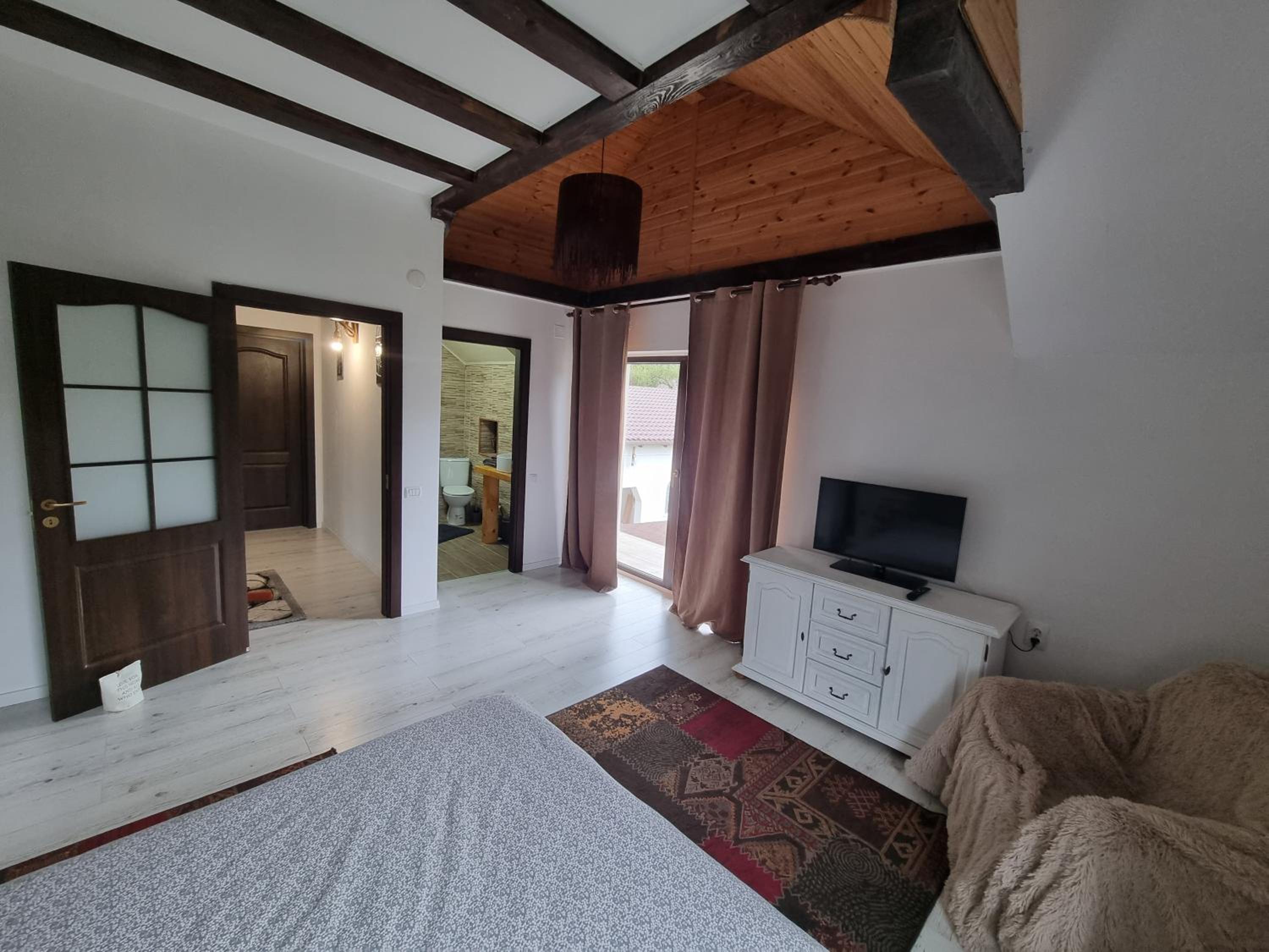 Casa din vale