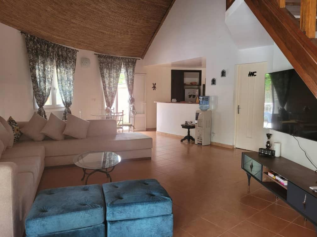 Villa bord de mer avec piscine à safari village