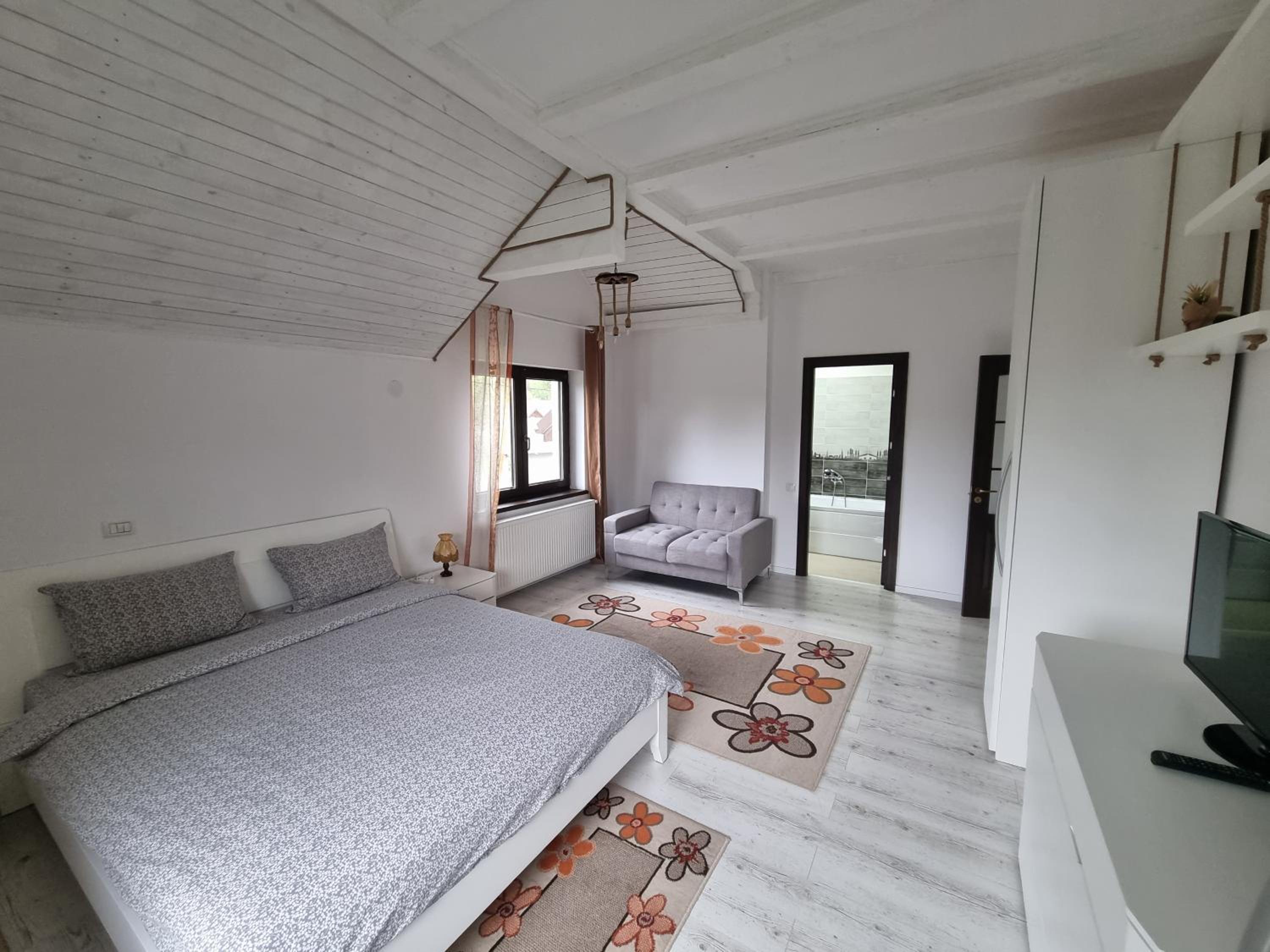 Casa din vale