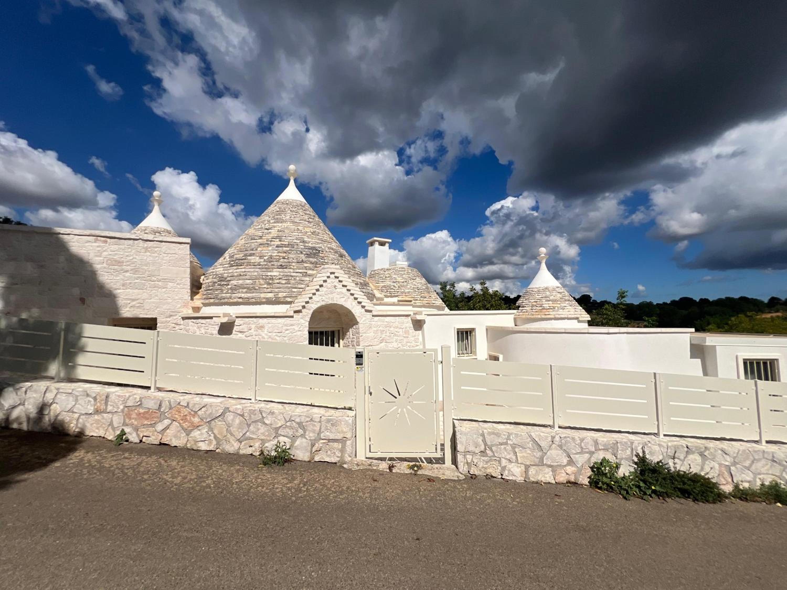 TRULLI luxury Coni di luce