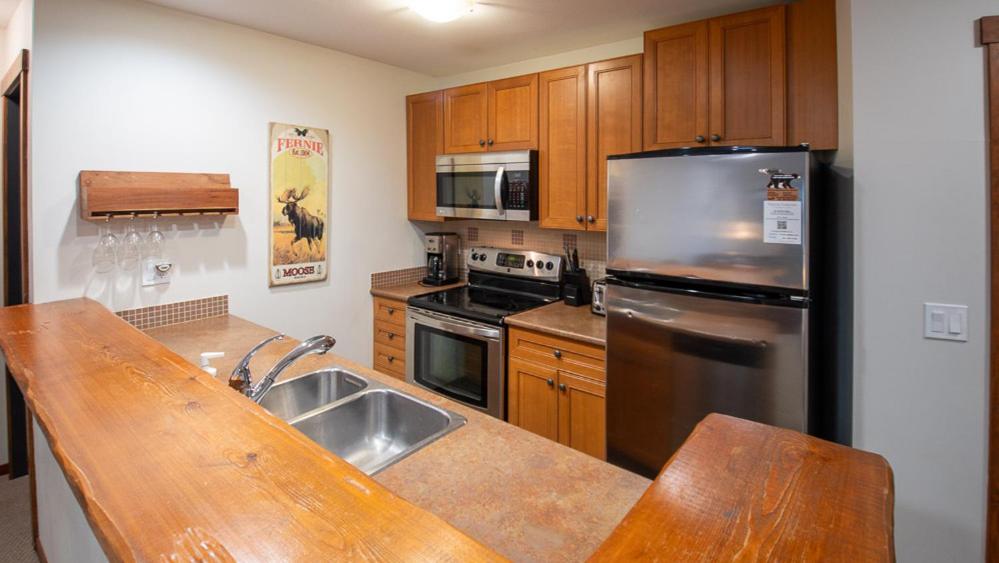 Fernie Vacations - Snow Creek Lodge by Fernie Lodging Co - Property Image 5