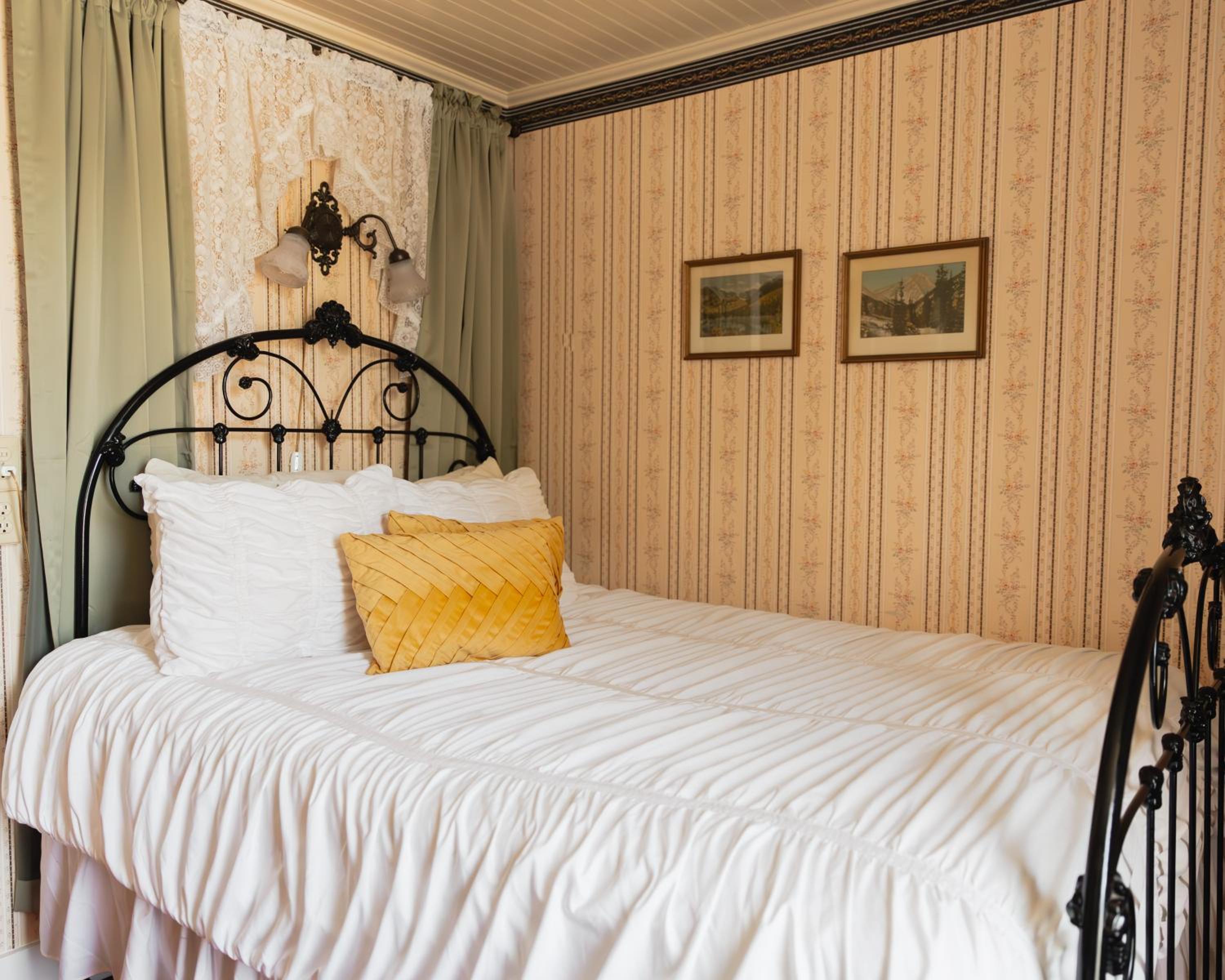 Julian Gold Rush Hotel
