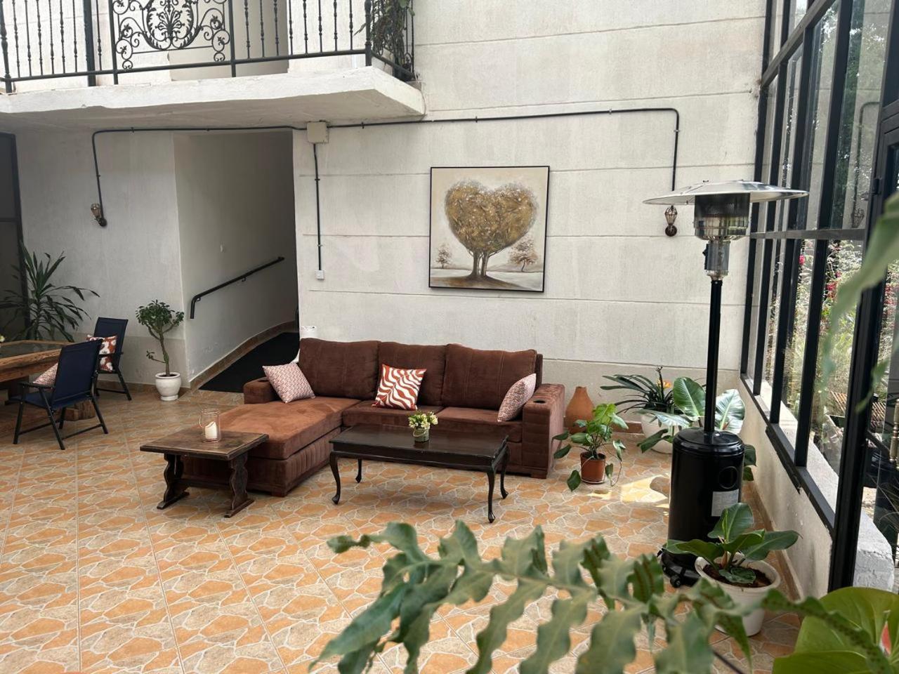Enkishon suites