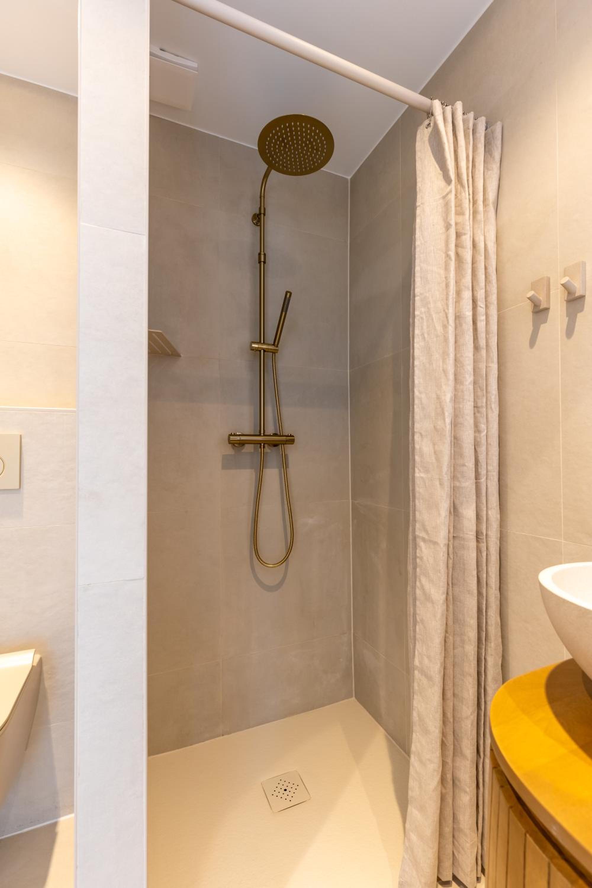 Harbour Suites