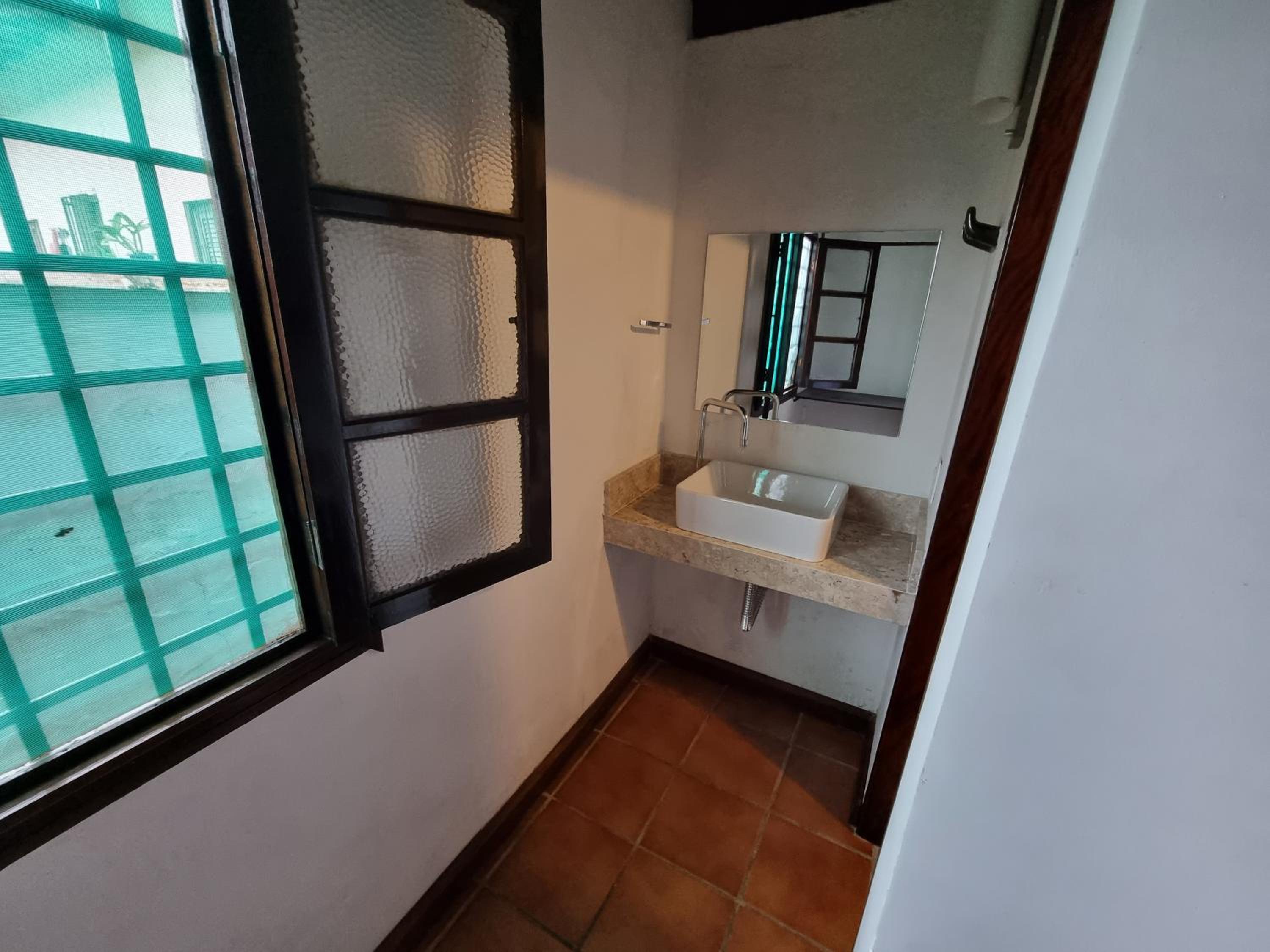 Santa Paula - Cocanha - De frente para a Praia