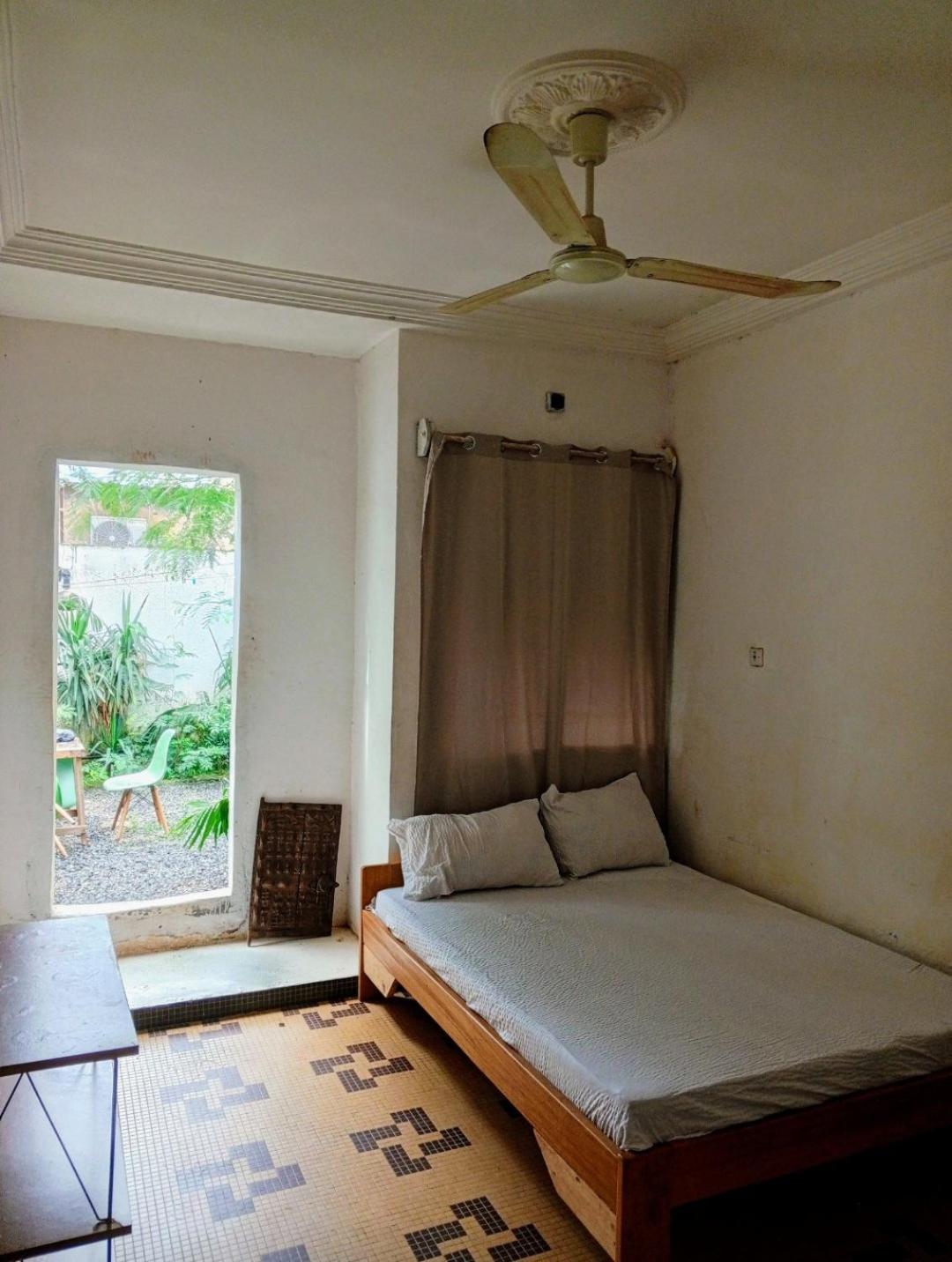 La CASA - Guesthouse