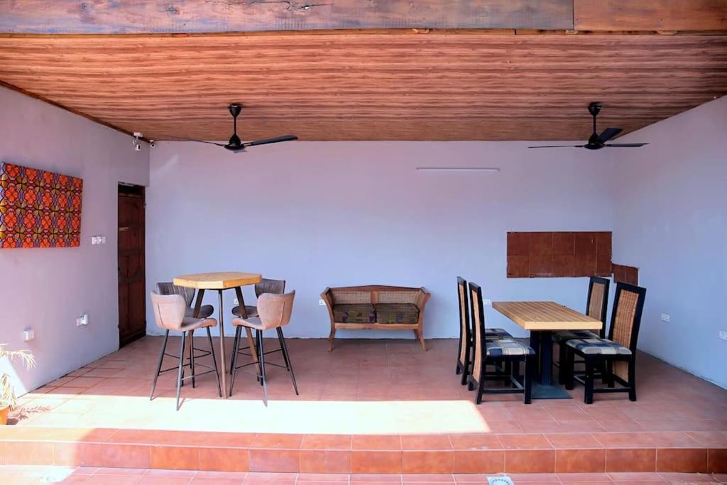 Petite's Nest - Studio 1 view 3