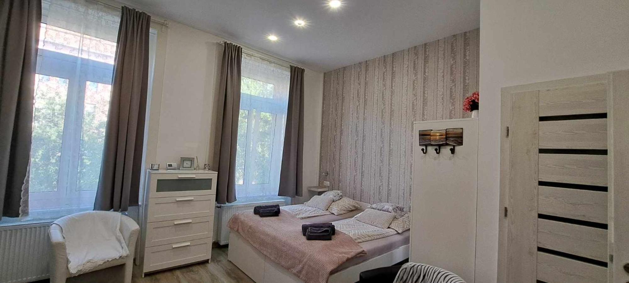 Pompár Belvárosi Apartmanok view 5