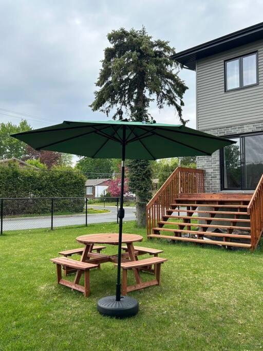 Lovely Cozy Getaway with Free Parking Included