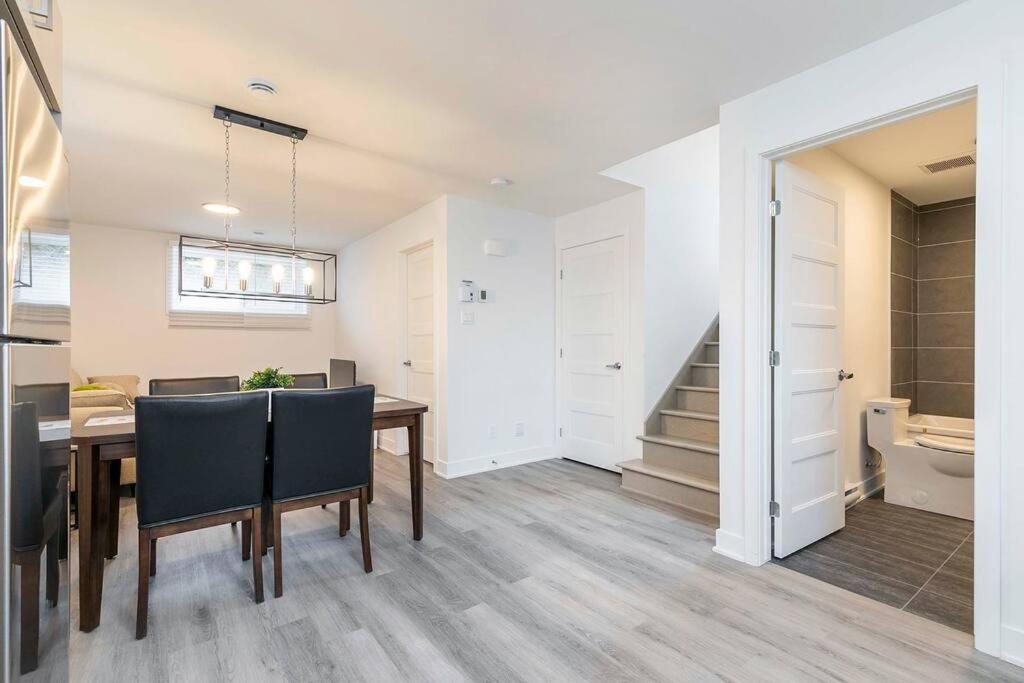 Lovely Cozy Getaway with Free Parking Included