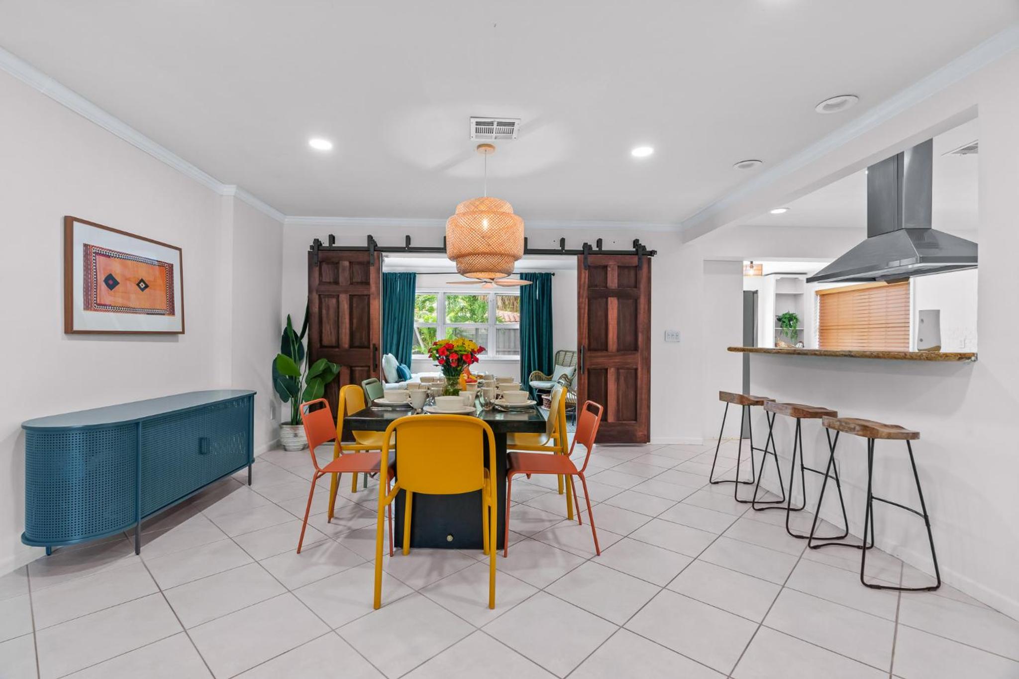 dining