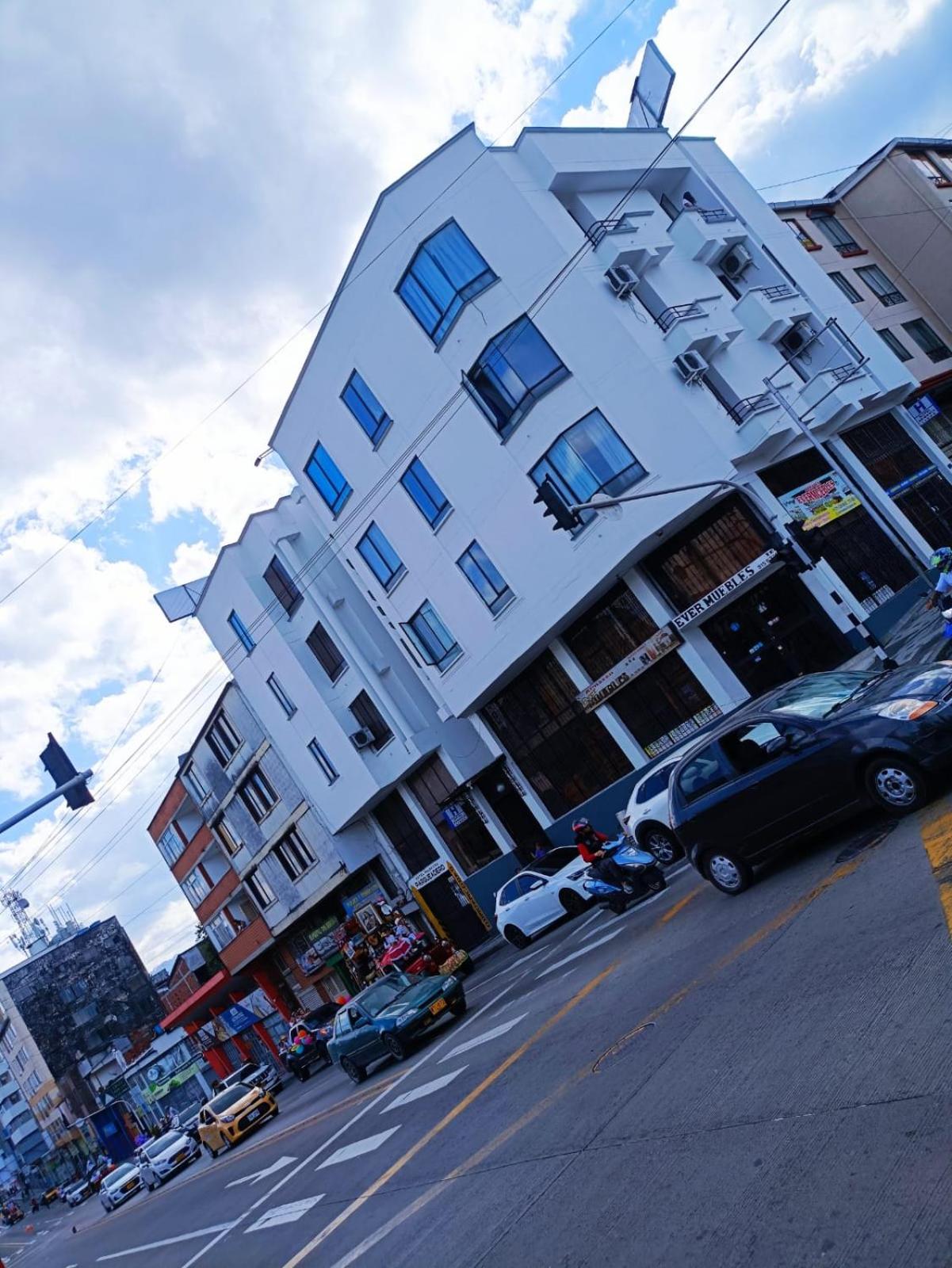 Hotel Armenia Lions - Image 1