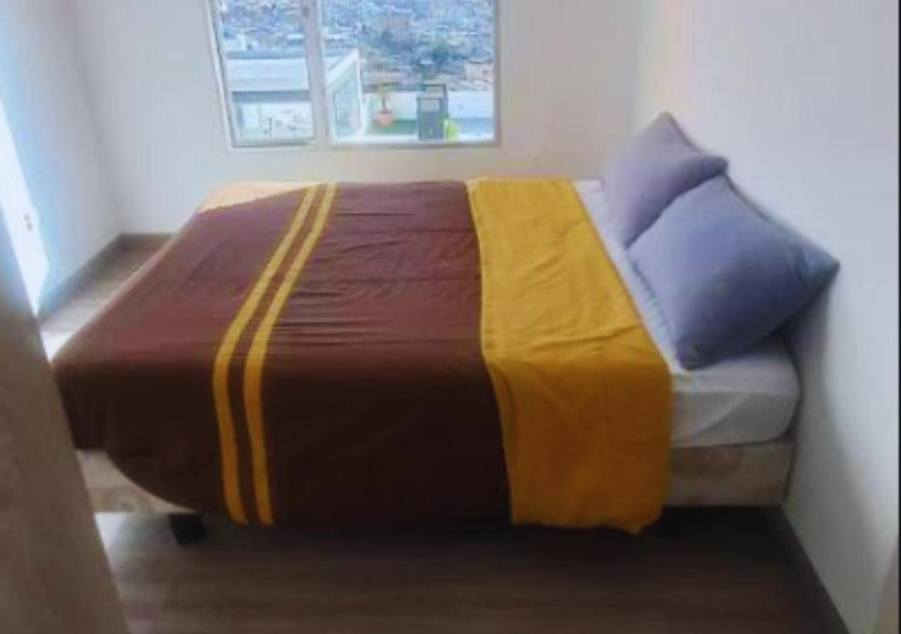 Apartamento Cerca de Embajada Americana y Solca en Centro Norte