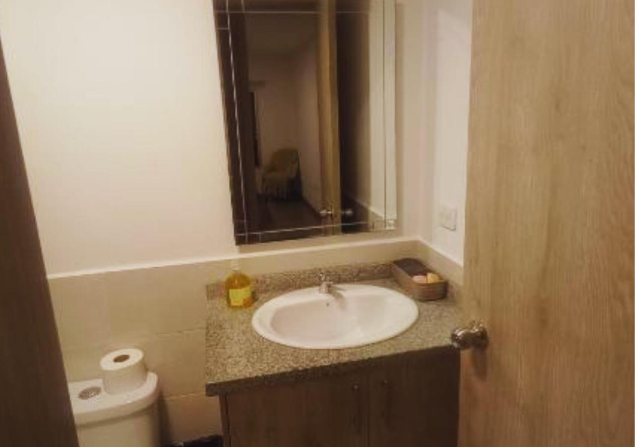 Apartamento Cerca de Embajada Americana y Solca en Centro Norte