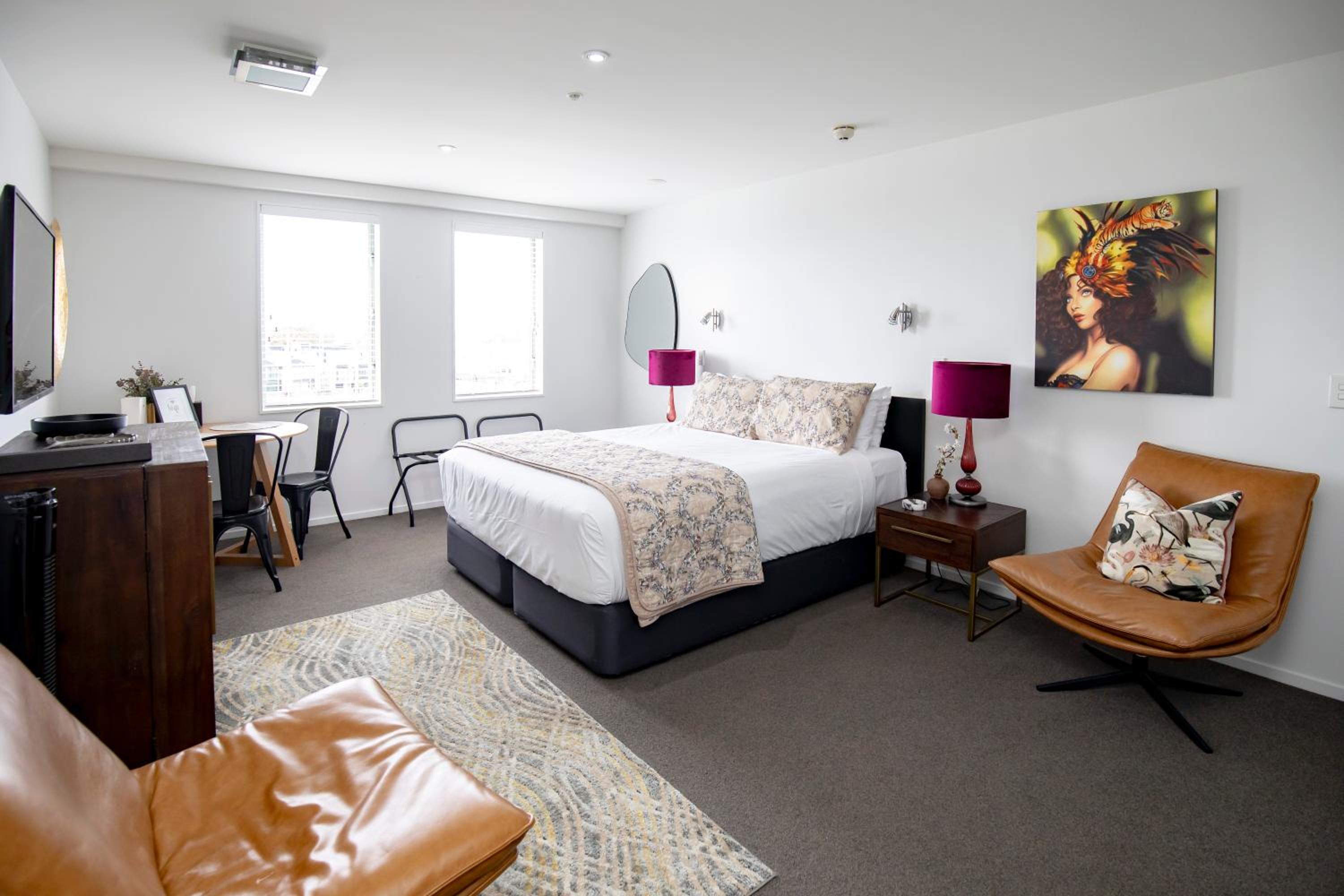 Cathedral Junction Apartments - Image 2