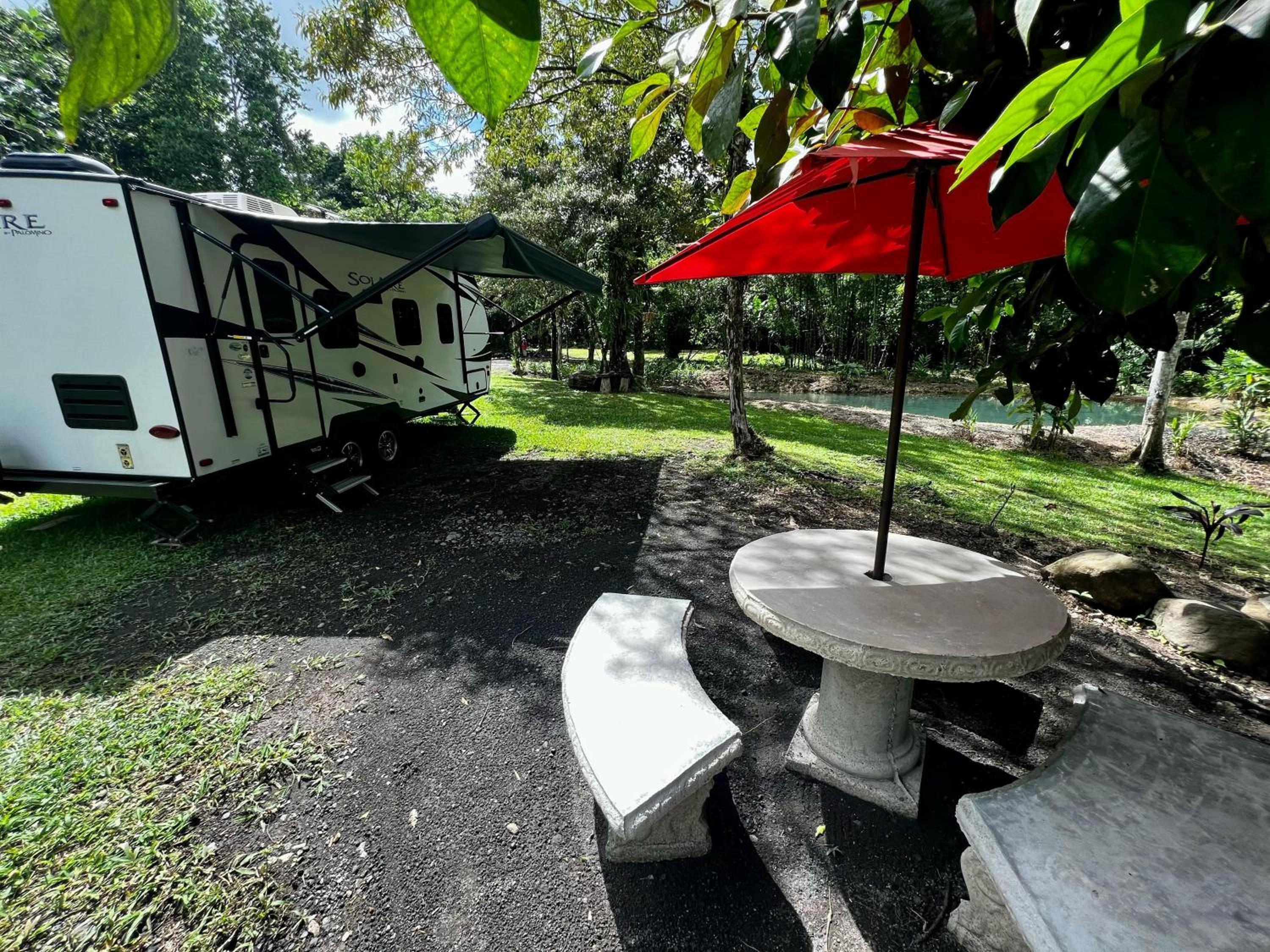 Mineral River Eco Caravan