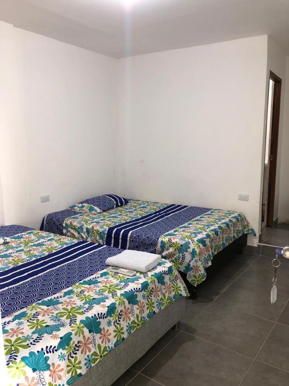 Hostal SANTORINI II