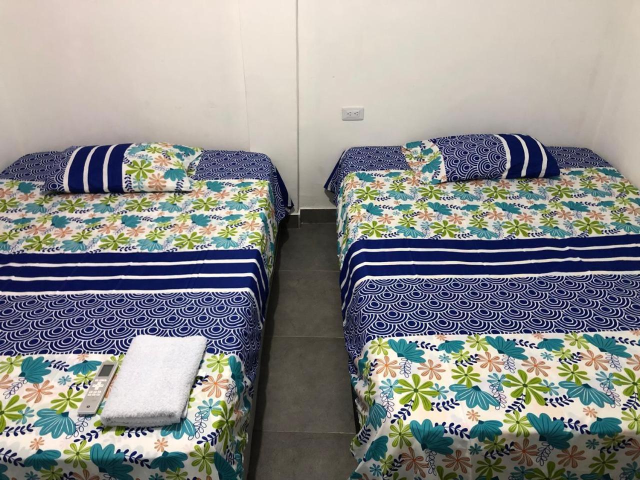 Hostal SANTORINI II