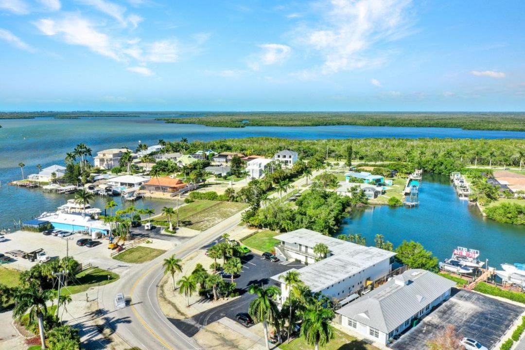 Waterfront Retreat in The Isle of Capri near Marco Island, Naples, Florida, Sunset Cruise, Guided Fishing view 2