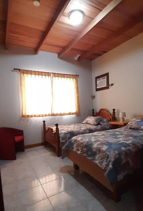 Departamento Puerto Azul via a la costa