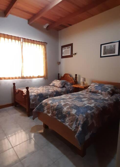 Departamento Puerto Azul via a la costa