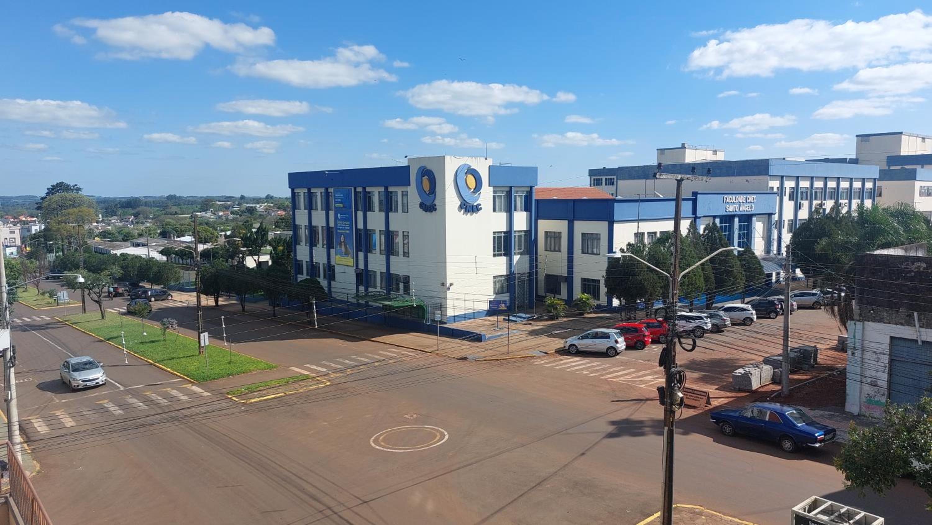 Apart próximo a Unimed, Catedral e HSA de 2 quartos com 2 Ar, mini-Academia e garagem no Centro-sul