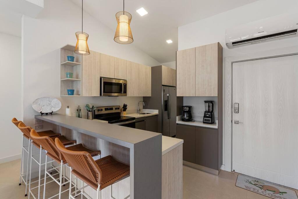 LPT12 Loft&2 Bdrm Resort Style Condo 5km from Tam