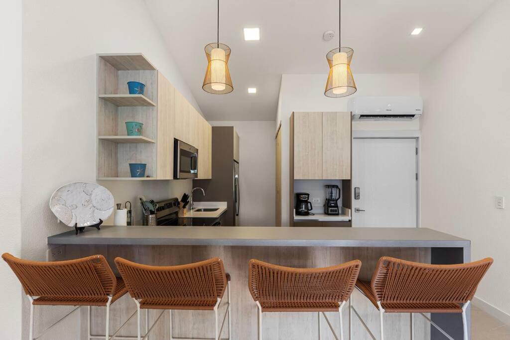 LPT12 Loft&2 Bdrm Resort Style Condo 5km from Tam