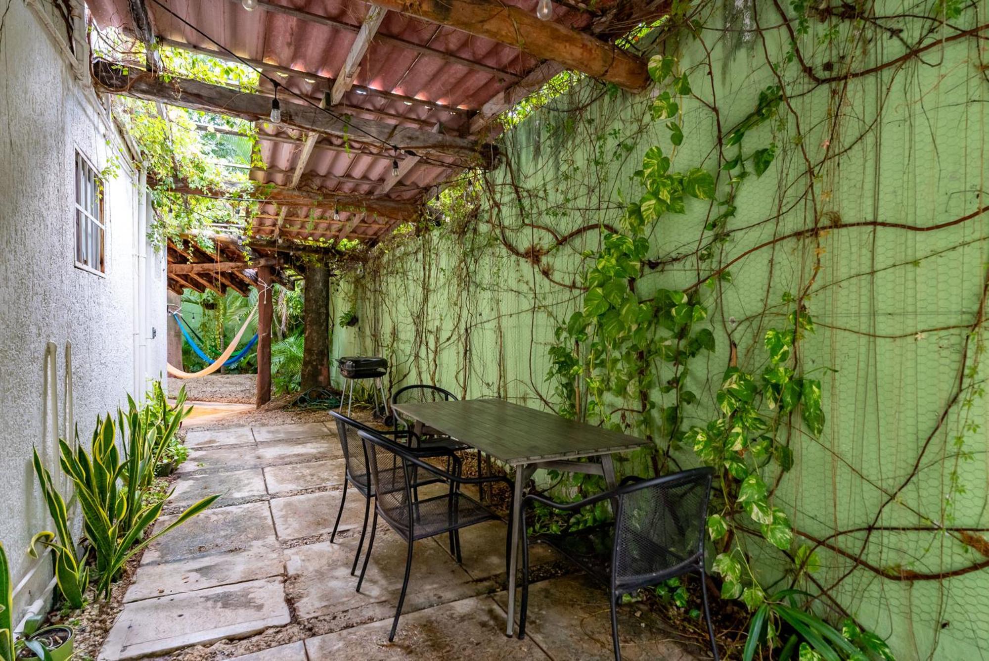 Casa Rubia