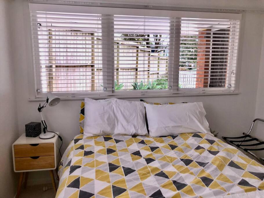 Own sunny quiet haven, own 1 bedroom house & garden with car park, central to Airport, CBD & Sylvia Park Mall