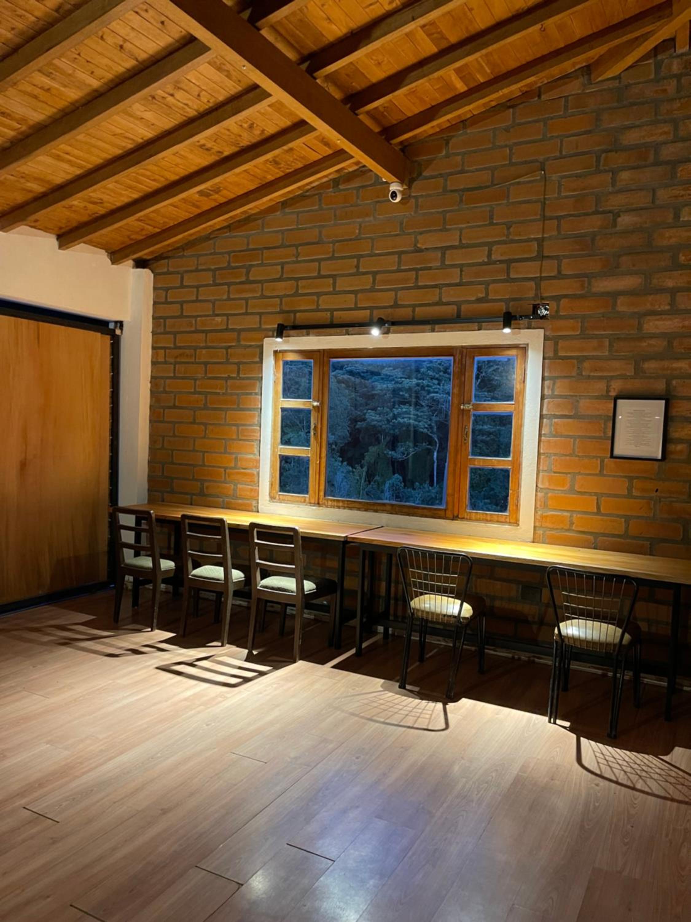 Habitación con baño privado en casa de campo ubicada en Santa Elena