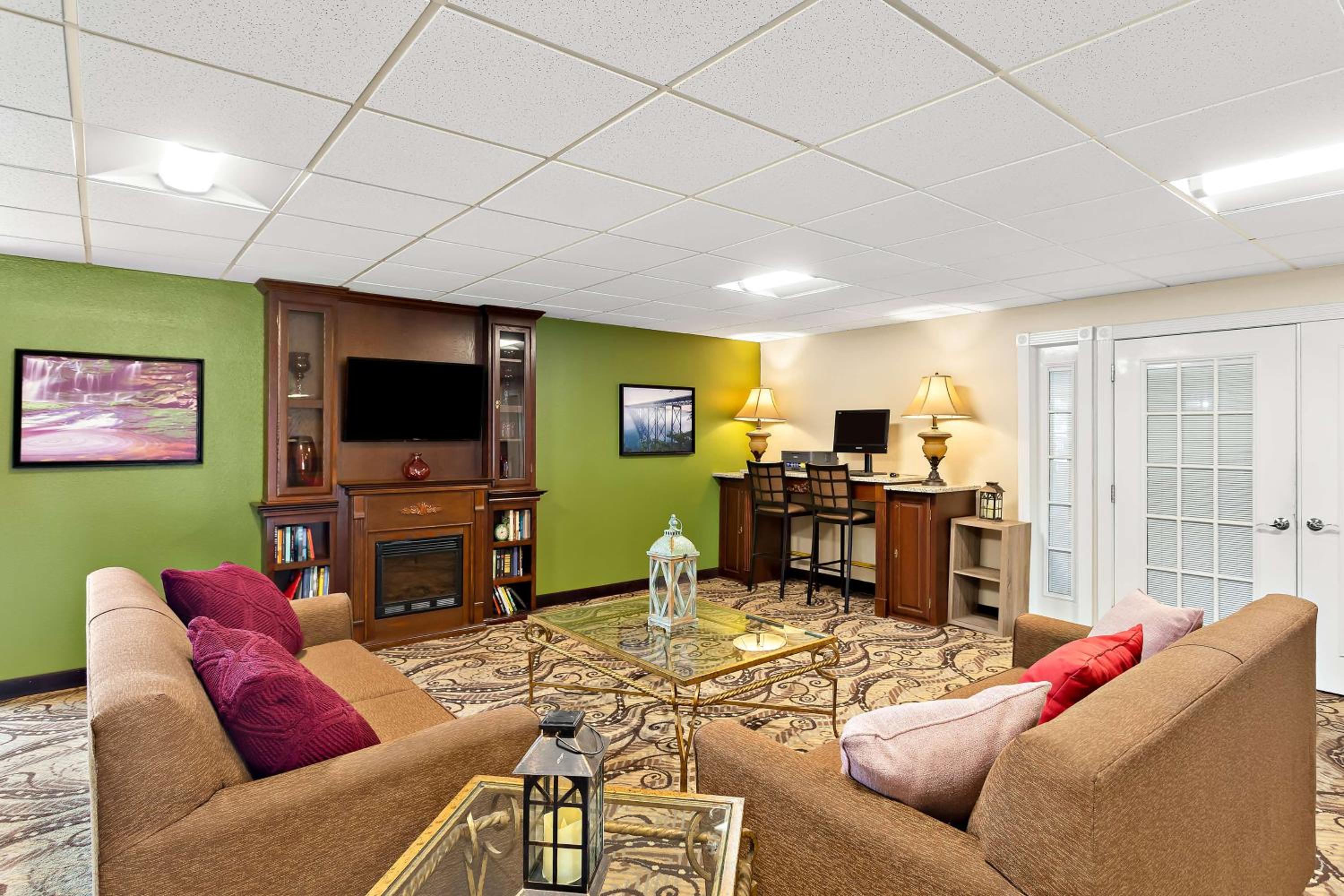 Rodeway Inn view 2