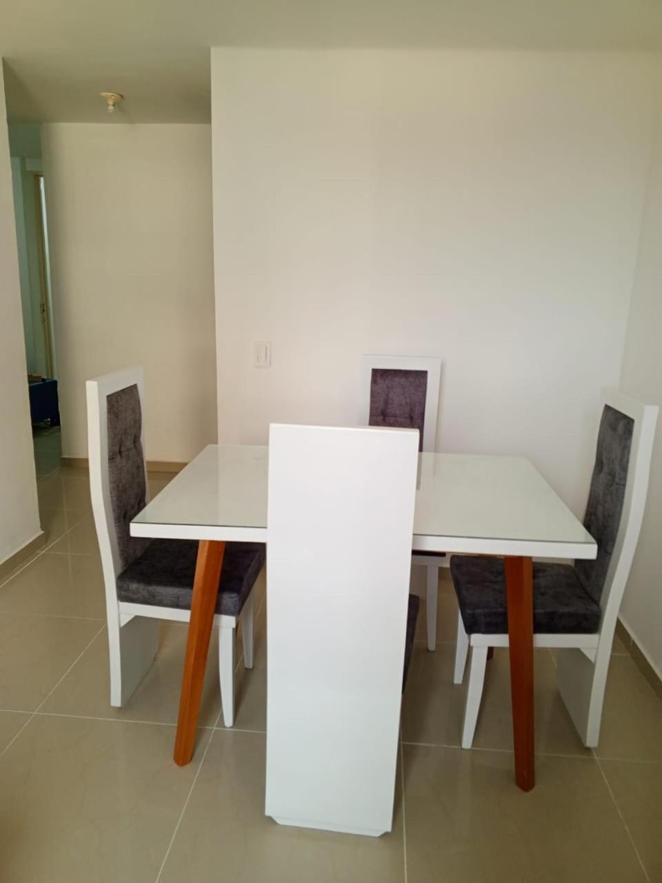 Provenza Housse-Alquiler de habitaciones en apto compartido