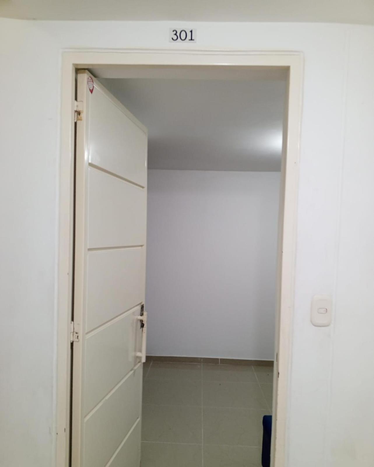 Provenza Housse-Alquiler de habitaciones en apto compartido