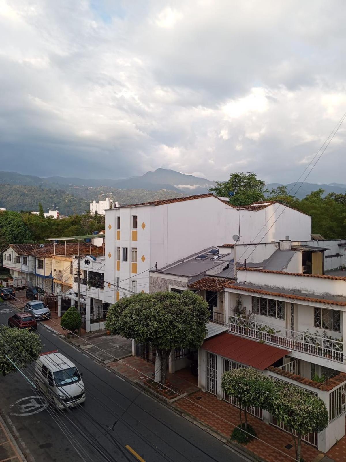 Provenza Housse-Alquiler de habitaciones en apto compartido