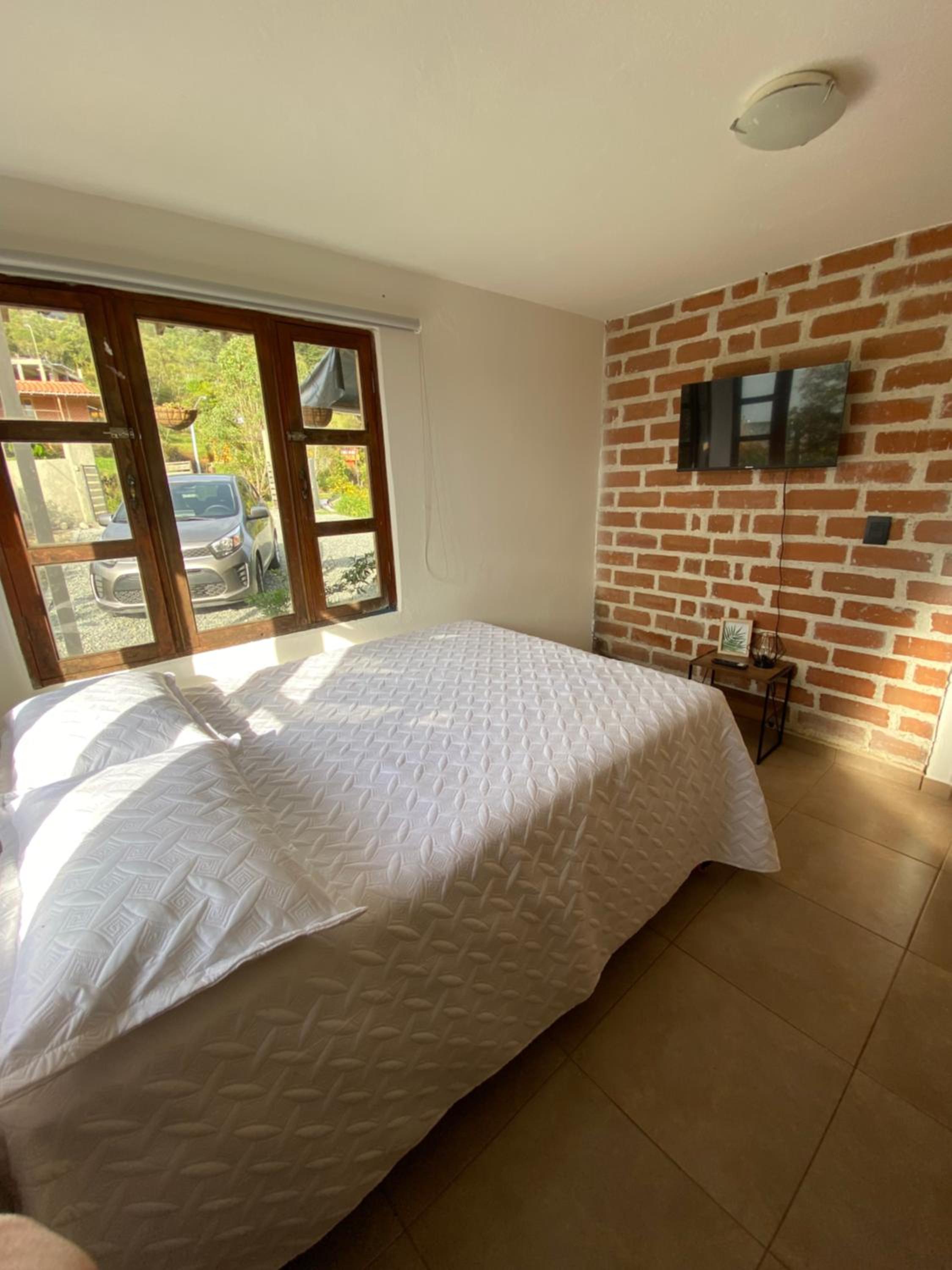 Habitación con baño privado en casa de campo ubicada en Santa Elena