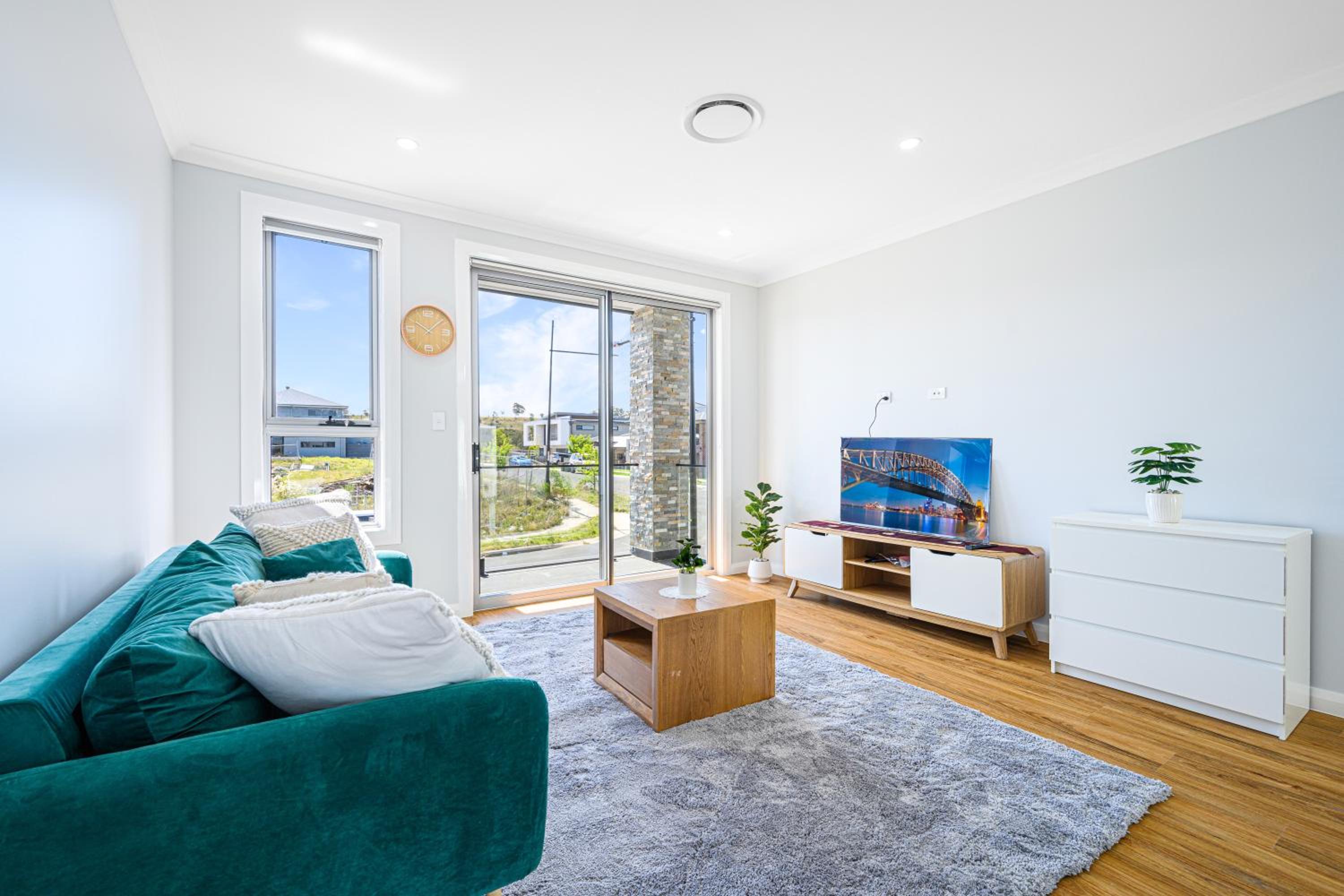 Campbelltown Sweet 5Br house with WiFi&Parking