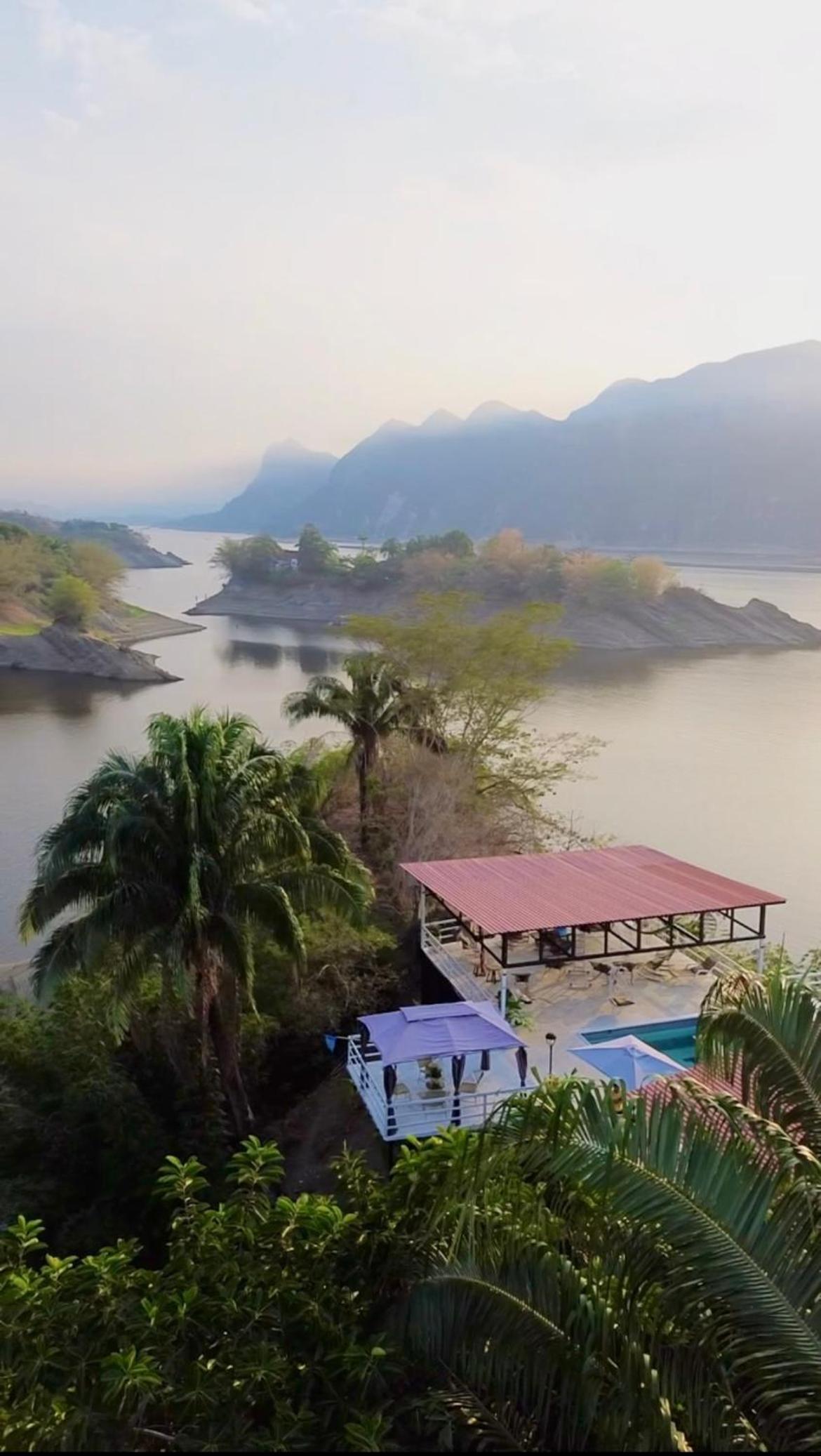 Isla privada Manyatta