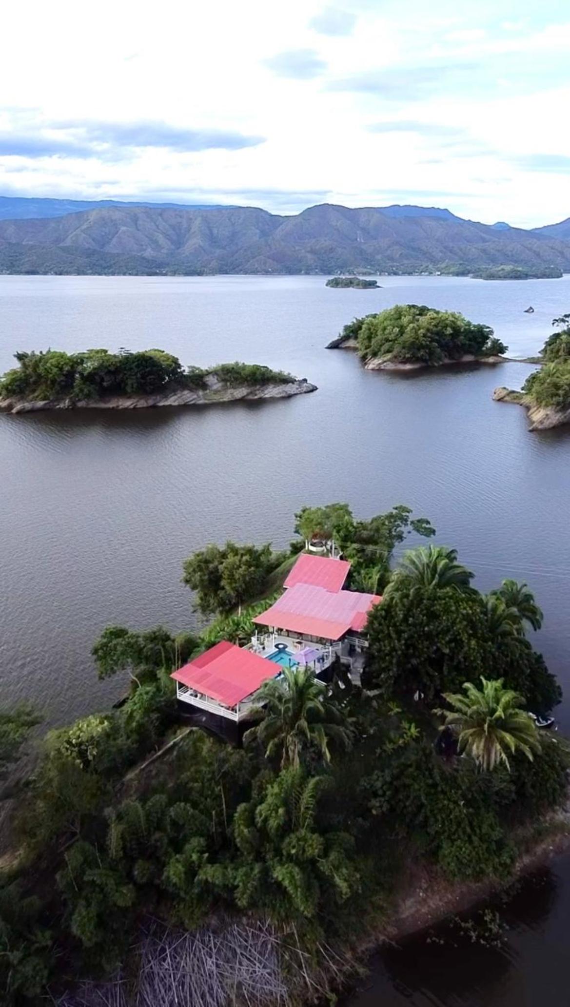 Isla privada Manyatta