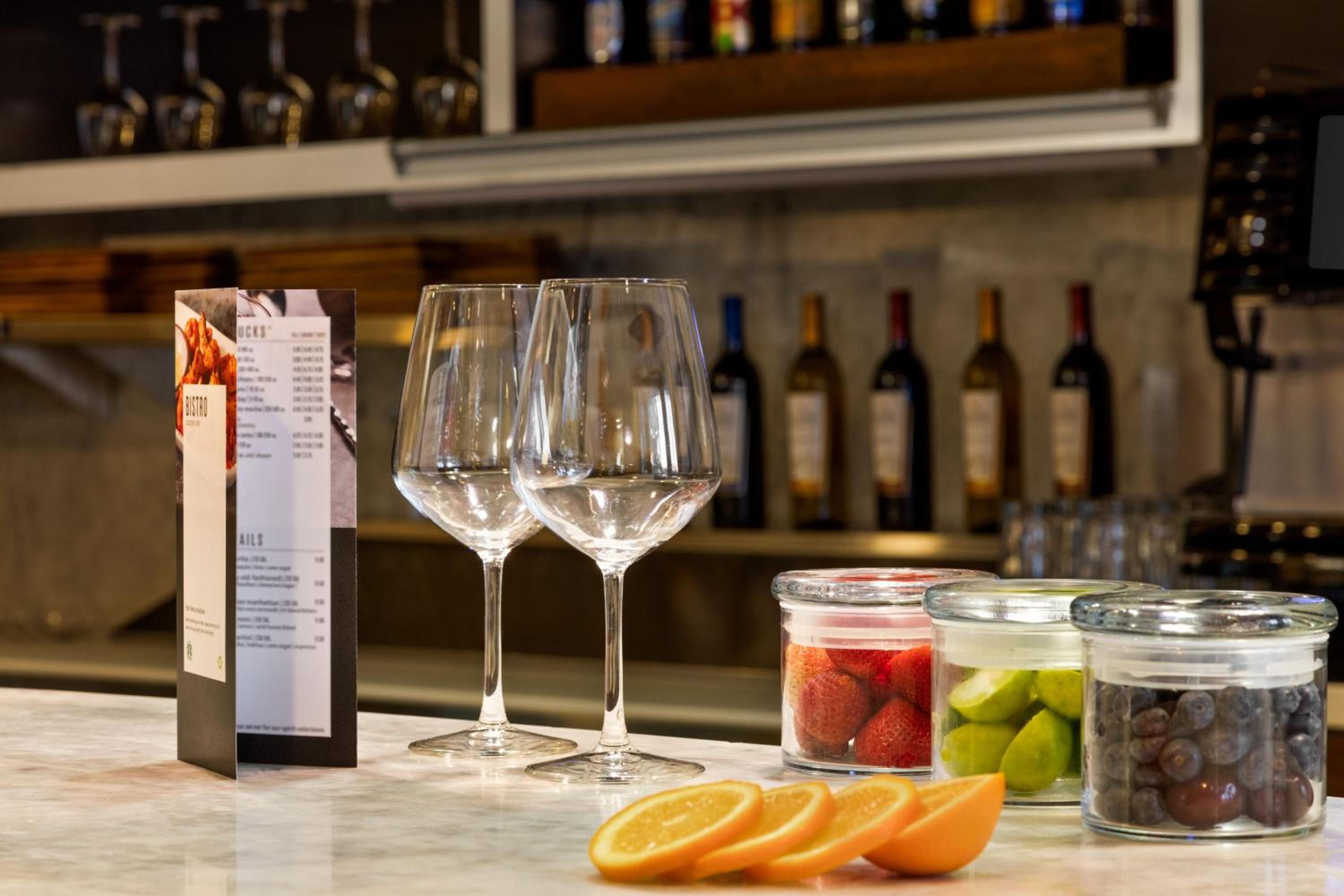 Stafford Vacations - Courtyard Houston Sugar Land/Stafford - Property Image 8